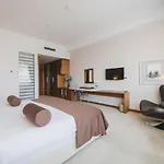 Aurel 4* Podgorica