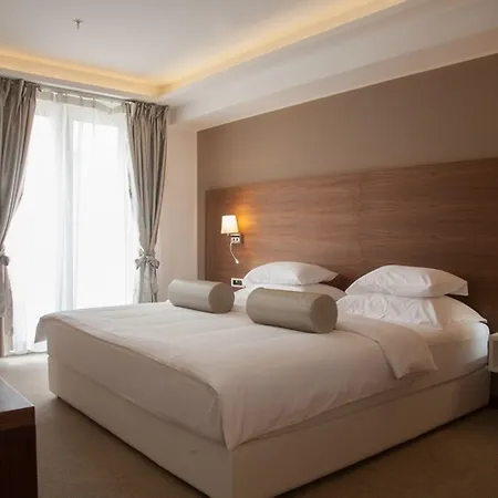 Hotel Aurel