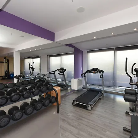 Aurel Hotel 4*