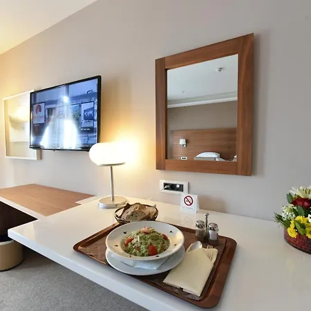 Aurel Hotel